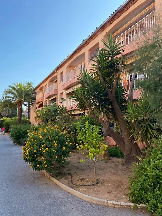 Saint Aygulf - A 250M De La Mer- 3 Pieces 45M2